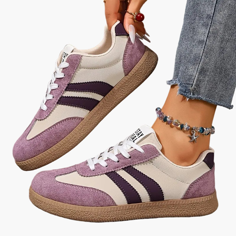 Linnea | Sneakers Dam i retrostil med snörning