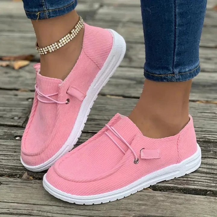 Slip-on platta sommarskor för kvinnor