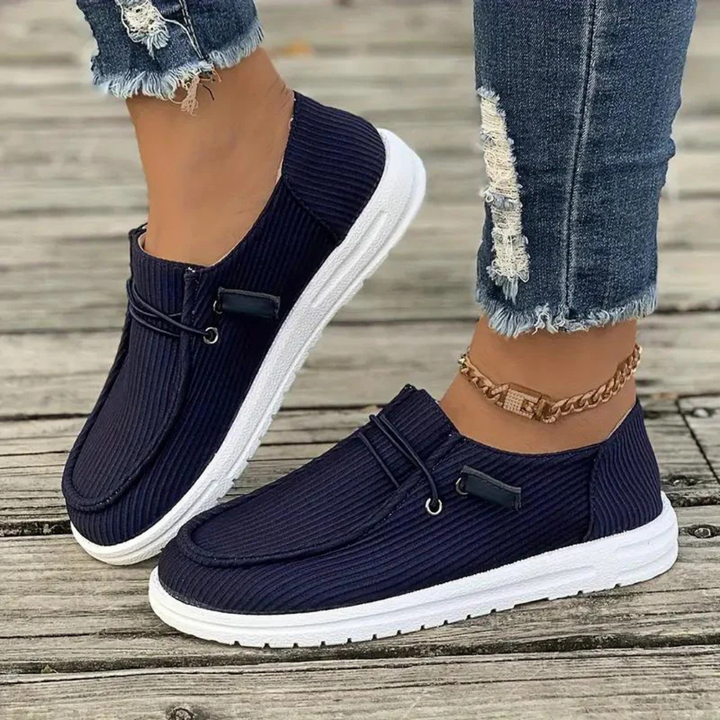 Slip-on platta sommarskor för kvinnor