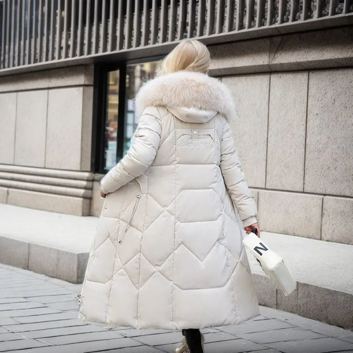 Lovisa | Vinterkappa Dam lång quiltad med krage