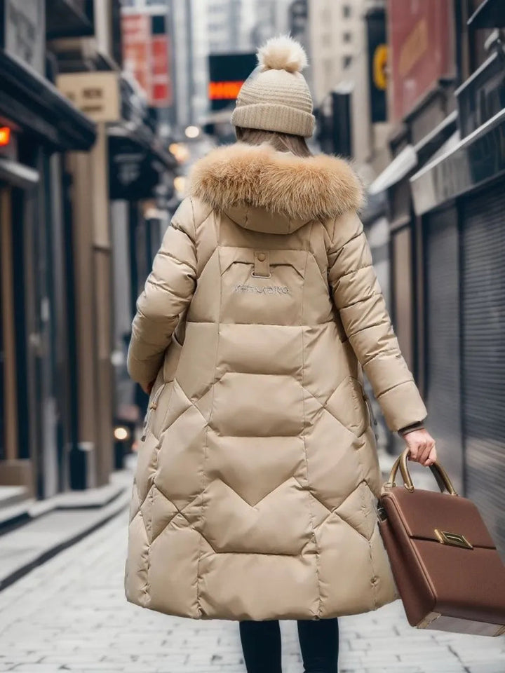Lovisa | Vinterkappa Dam lång quiltad med krage