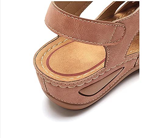Slip-on kilklackade sandaler för kvinnor