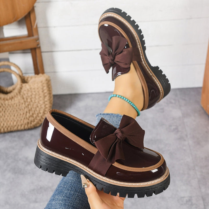 Damloafers med platå och rosett