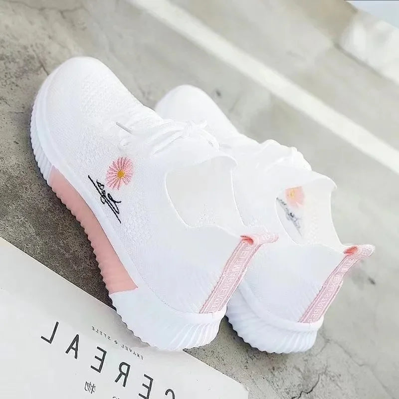 Ortopediska dämpade sneakers med mesh för kvinnor