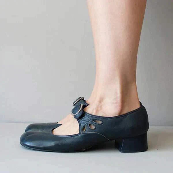 Damsandaler i läder elegant sommar casual