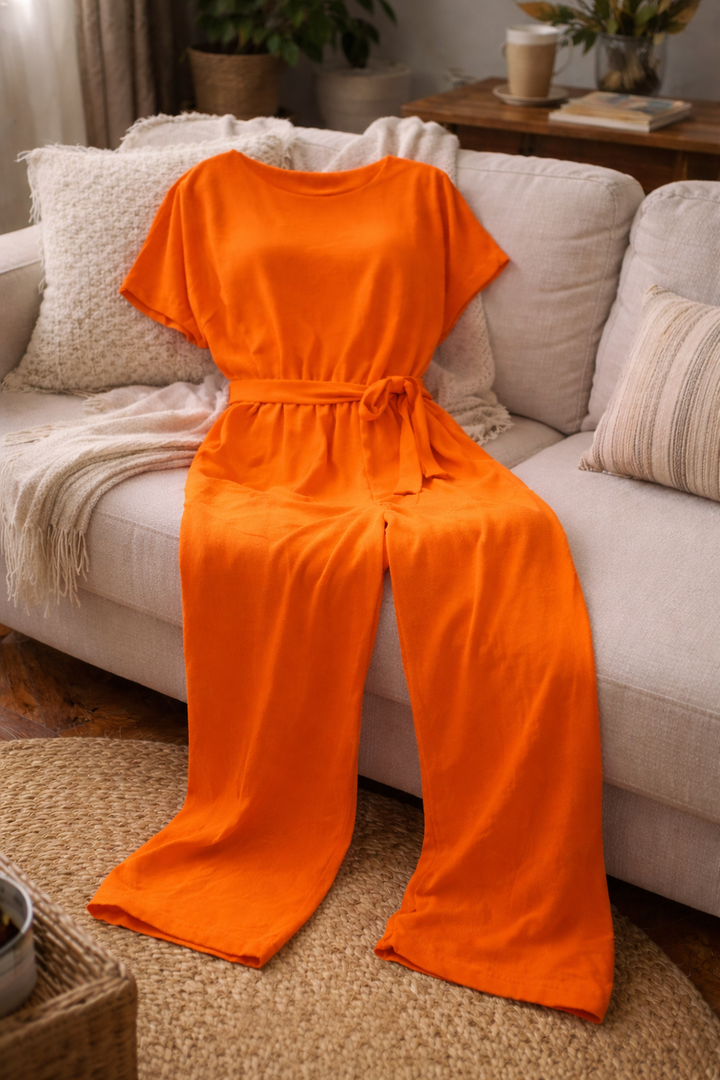 Jumpsuit med vida ben och bälte för kvinnor
