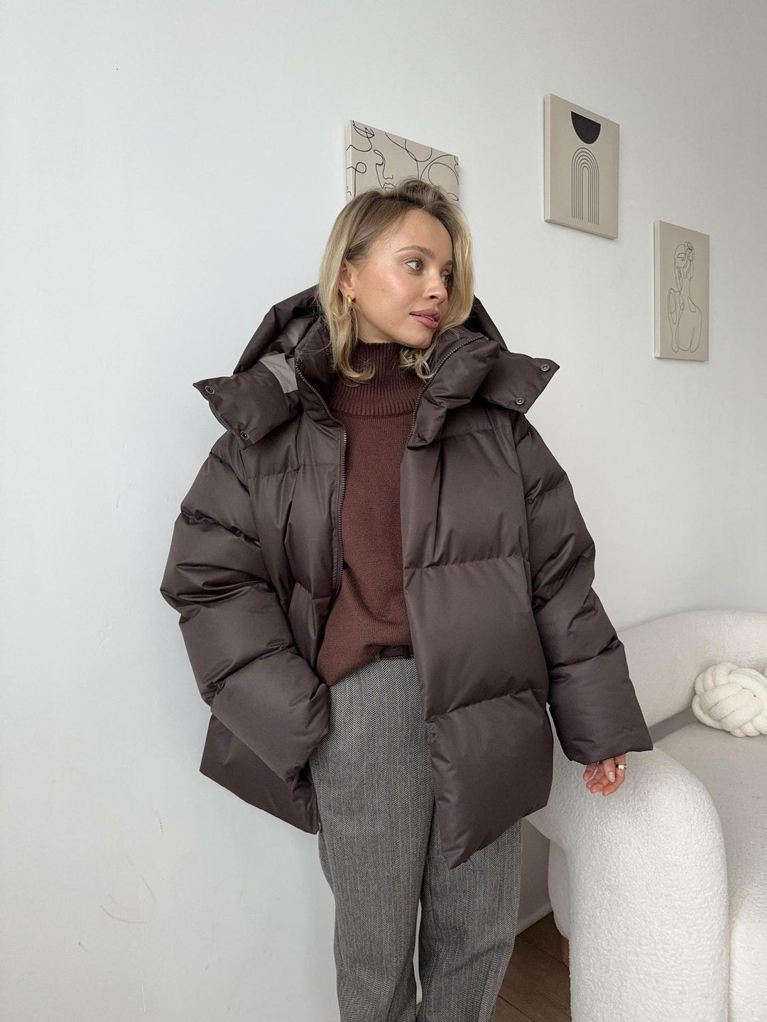 Agnes | Pufferjacka dam oversized med huva och dragkedja
