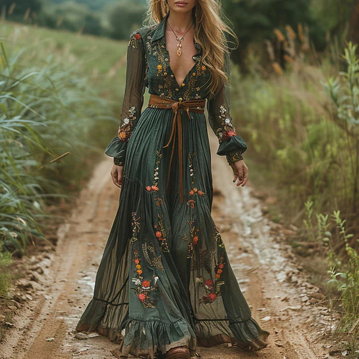 Boho maxiklänning med broderi och långa ärmar för kvinnor