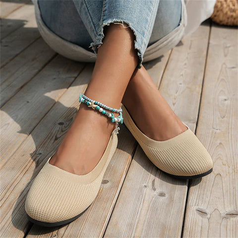 Damskor med slip-on-detaljer