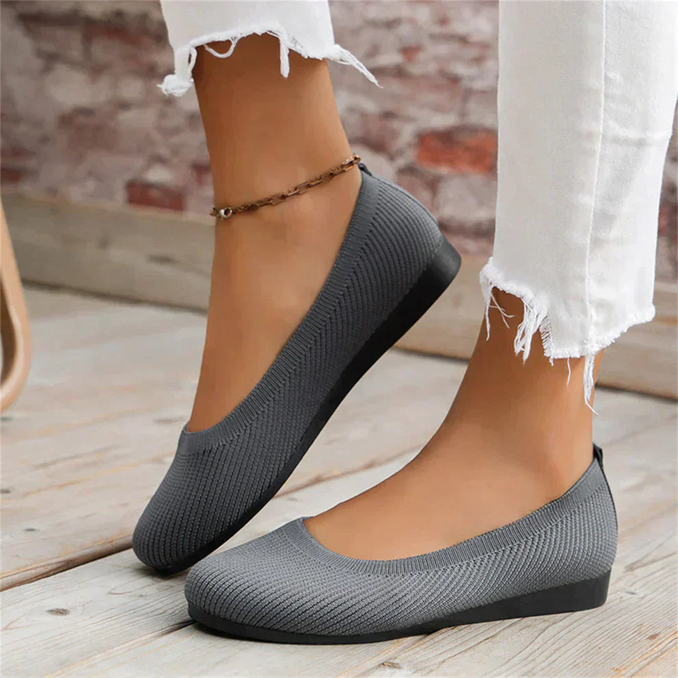 Damskor med slip-on-detaljer