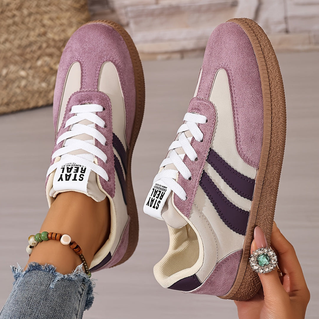 Linnea | Sneakers Dam i retrostil med snörning