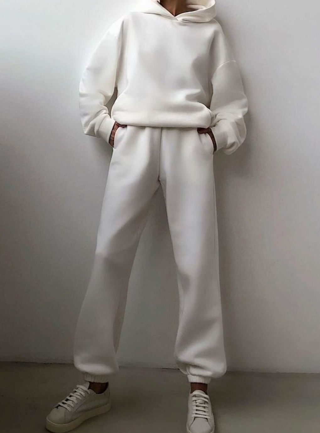 Ylva | Träningsset Dam med oversized hoodie och joggingbyxor