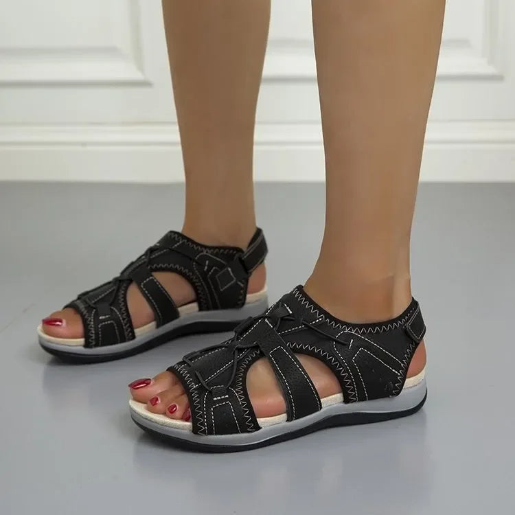 Ortopediska öppna sandaler med bred rem för kvinnor