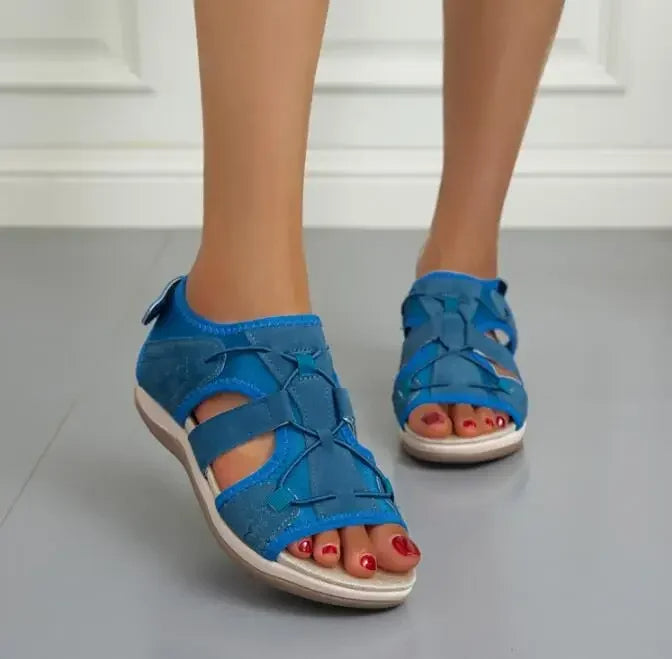 Ortopediska öppna sandaler med bred rem för kvinnor