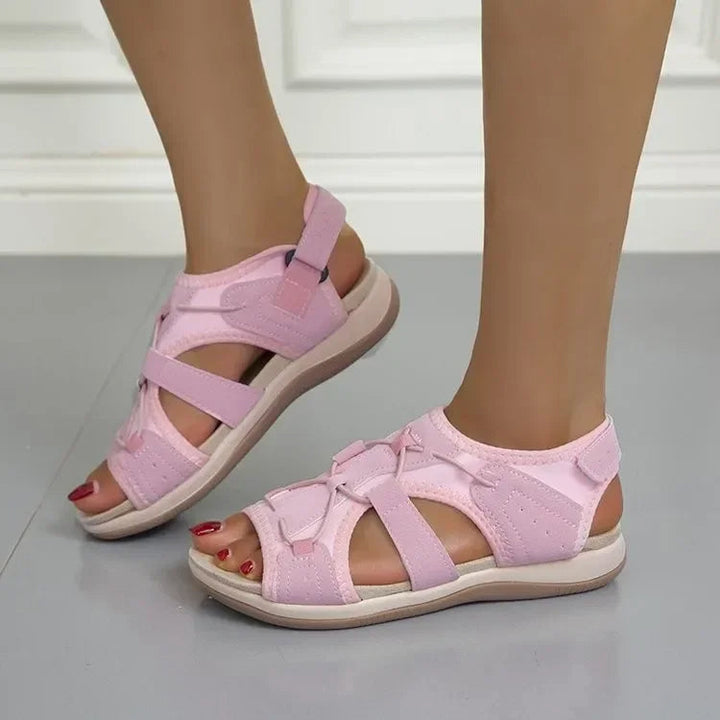 Ortopediska öppna sandaler med bred rem för kvinnor