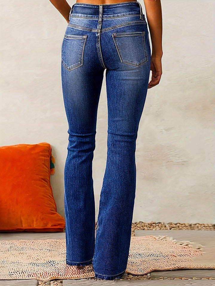Raka, utsvängda klassiska jeans med hög midja för kvinnor