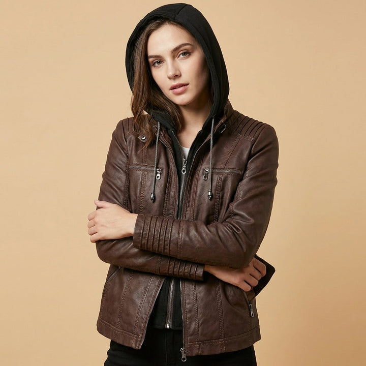 Karin | Jacka Dam med huva och figurnära modell
