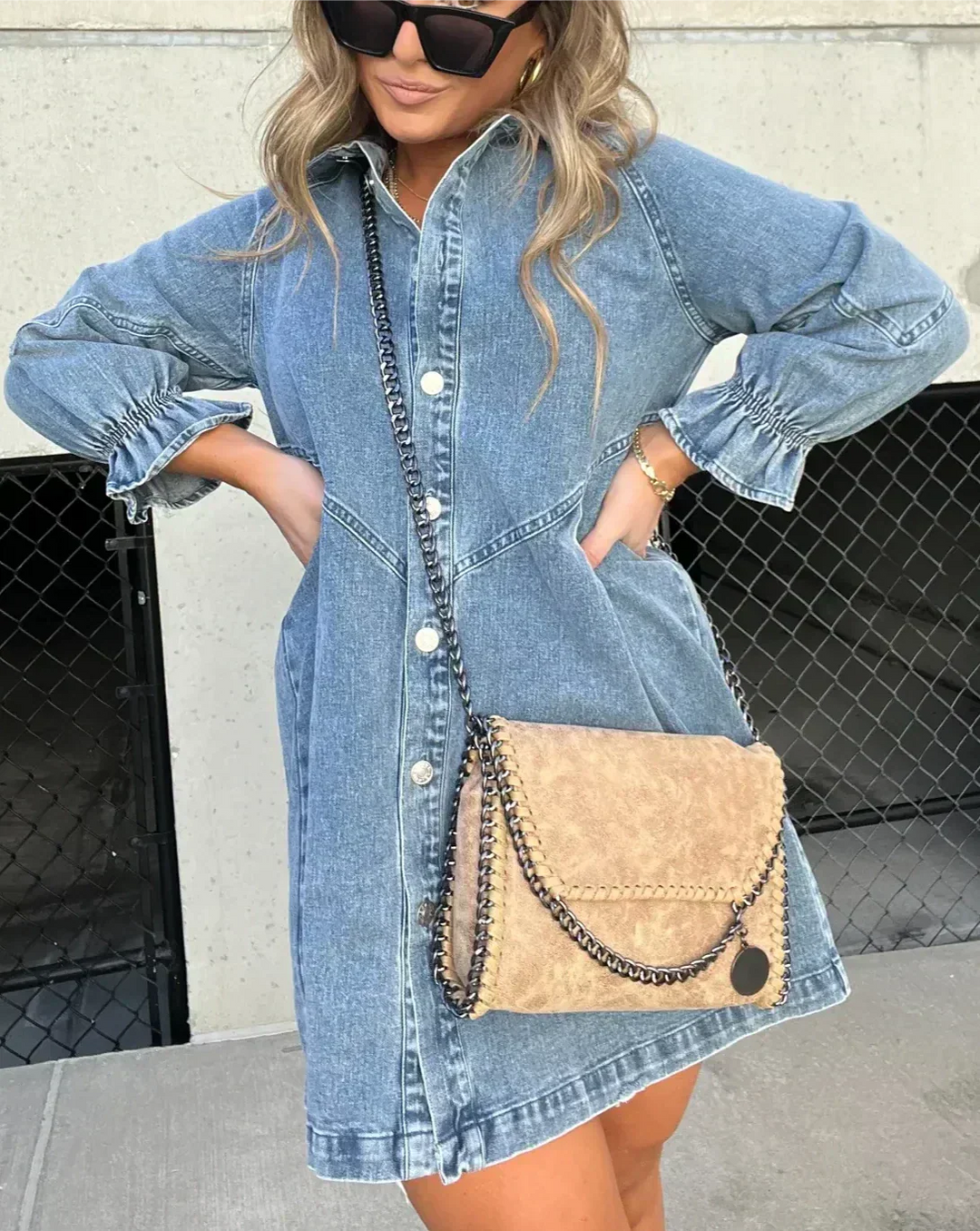 Damklänning i denim med knappar