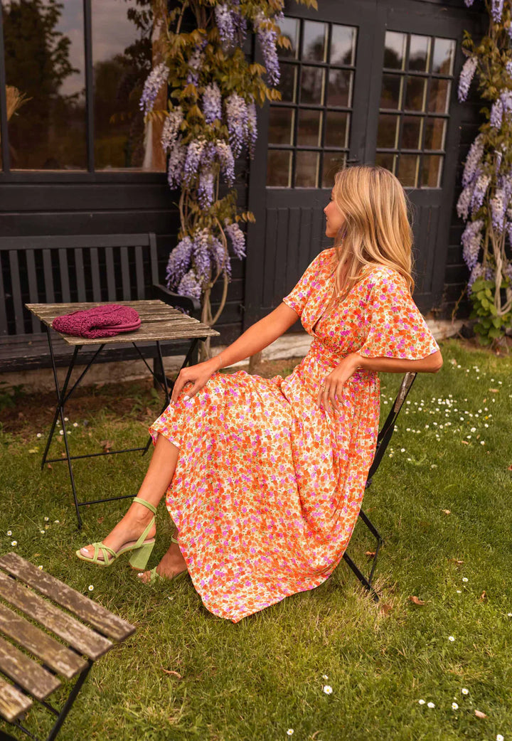 Blommig maxi bröllopsklänning