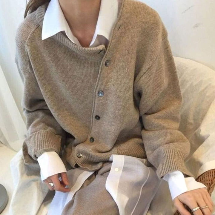 Saga | Kofta Dam Stickad Relaxed Fit